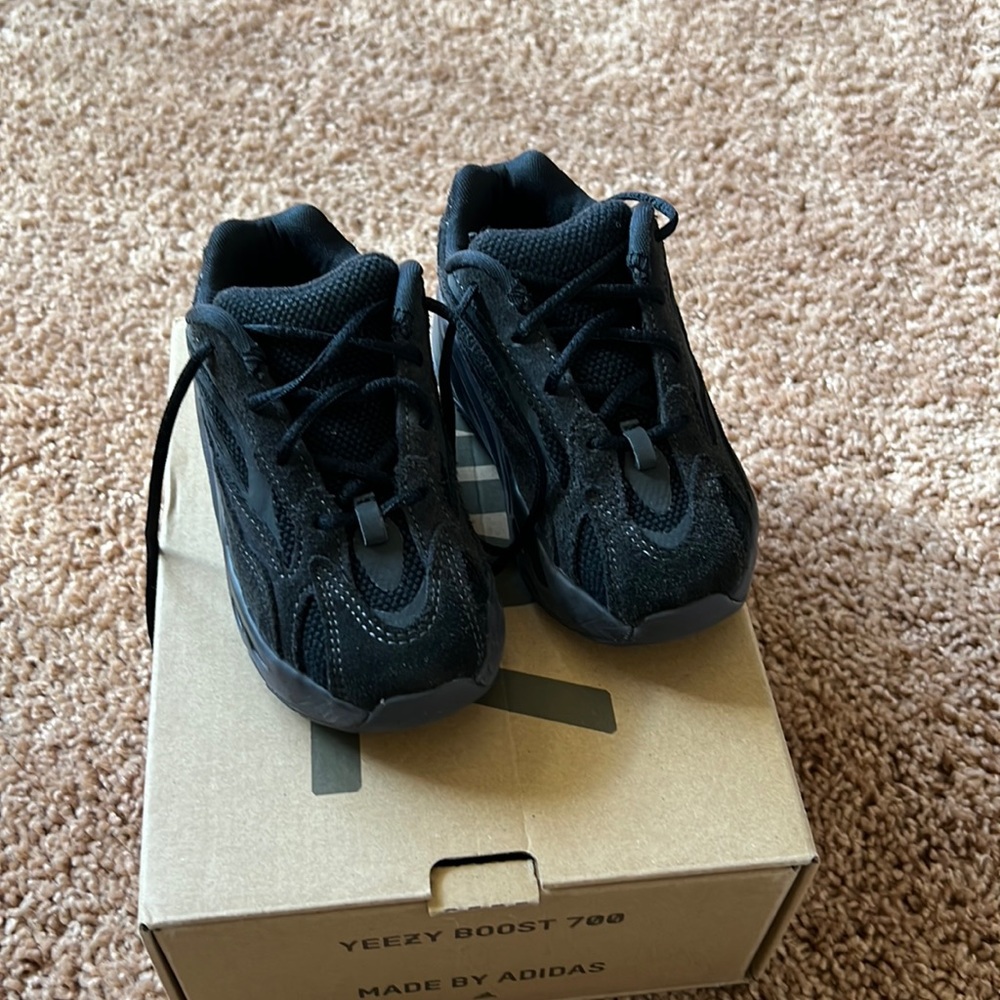 Gently worn,  No shoe pad